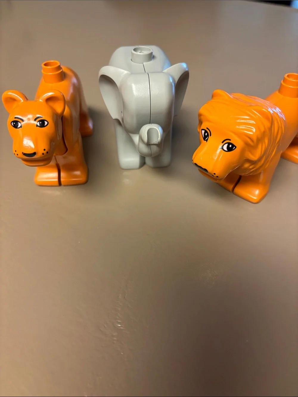 3 Duplo Building Block Figures
